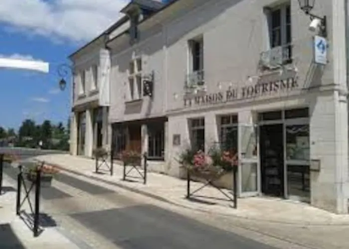 Maison De Ville Proche Beauval Avec Parking